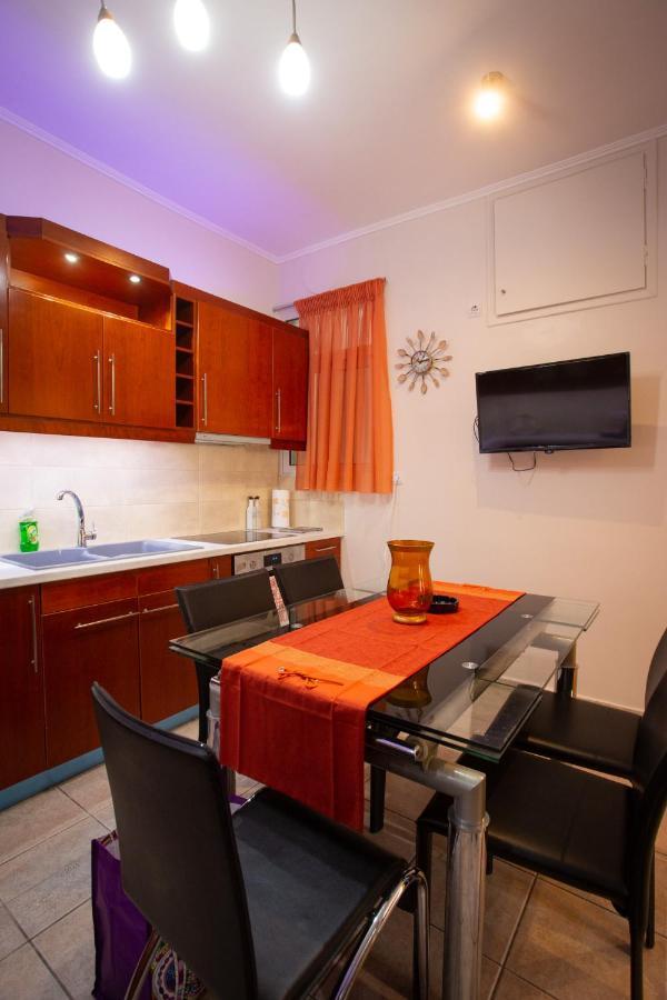 Efis Apartment Down Town Perfect Location Nafpaktos Bagian luar foto